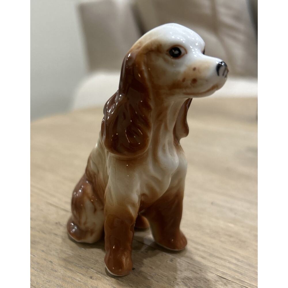 Vtg Cocker Spaniel Figure 3.5” Sitting Dog Bone China Painted Springer Figurine